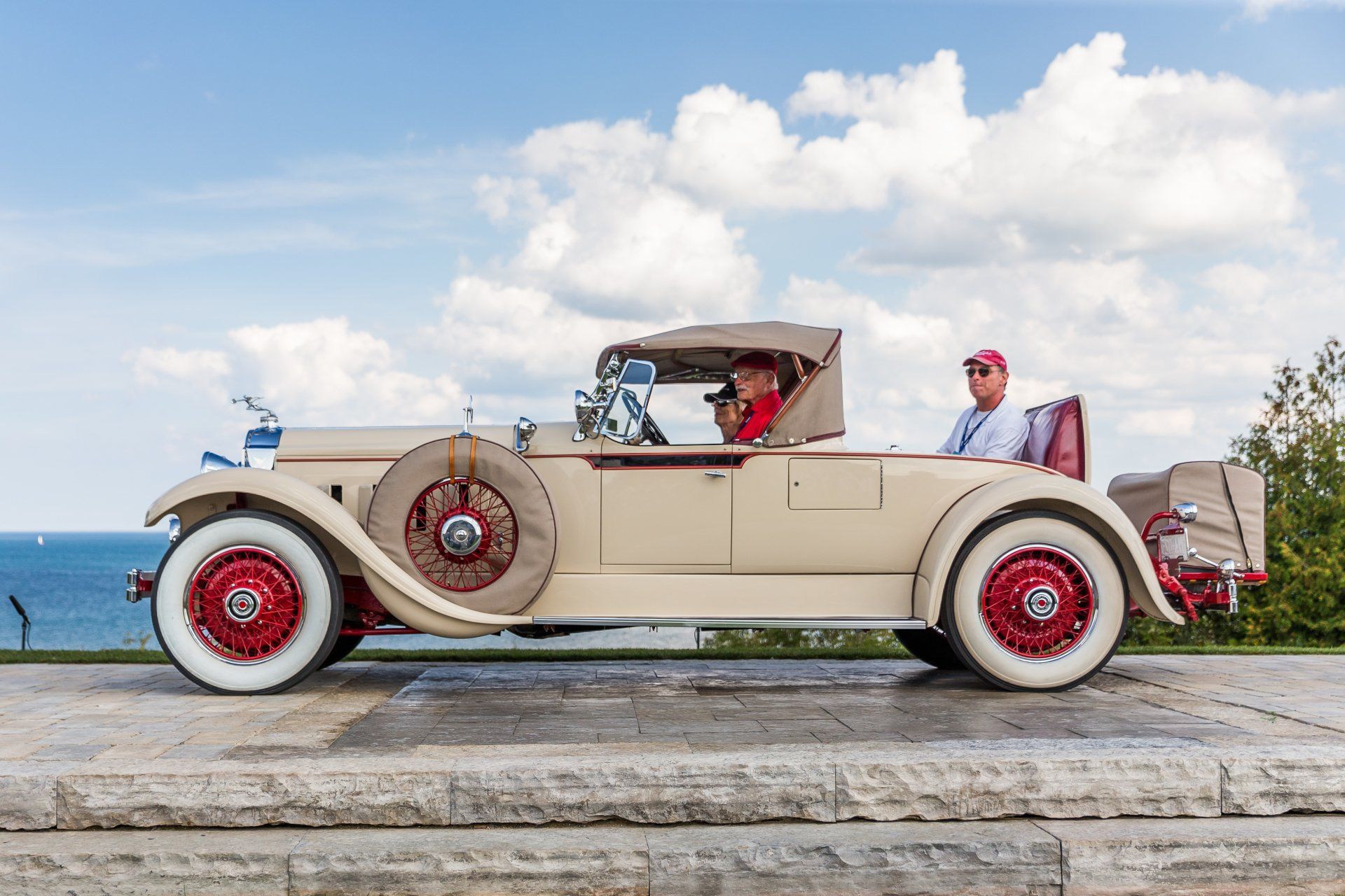 1929 Packard Super Eight Roadster